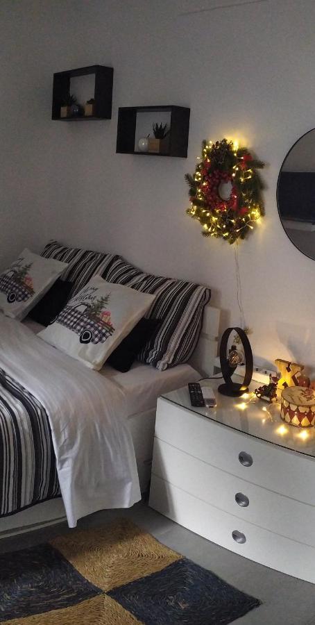 Apartamento Tiny Little House Atenas Exterior foto